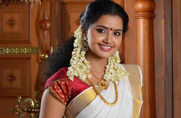 Anupama Parameswaran Biodata