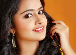 Anupama Parameswaran Biography