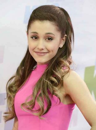 Ariana Grande Biography – DOB, Age, Albums, Awards, Career, Pics etc