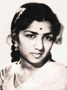 Lata Mangeshkar Old Pic