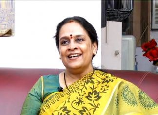 S P Sailaja Image