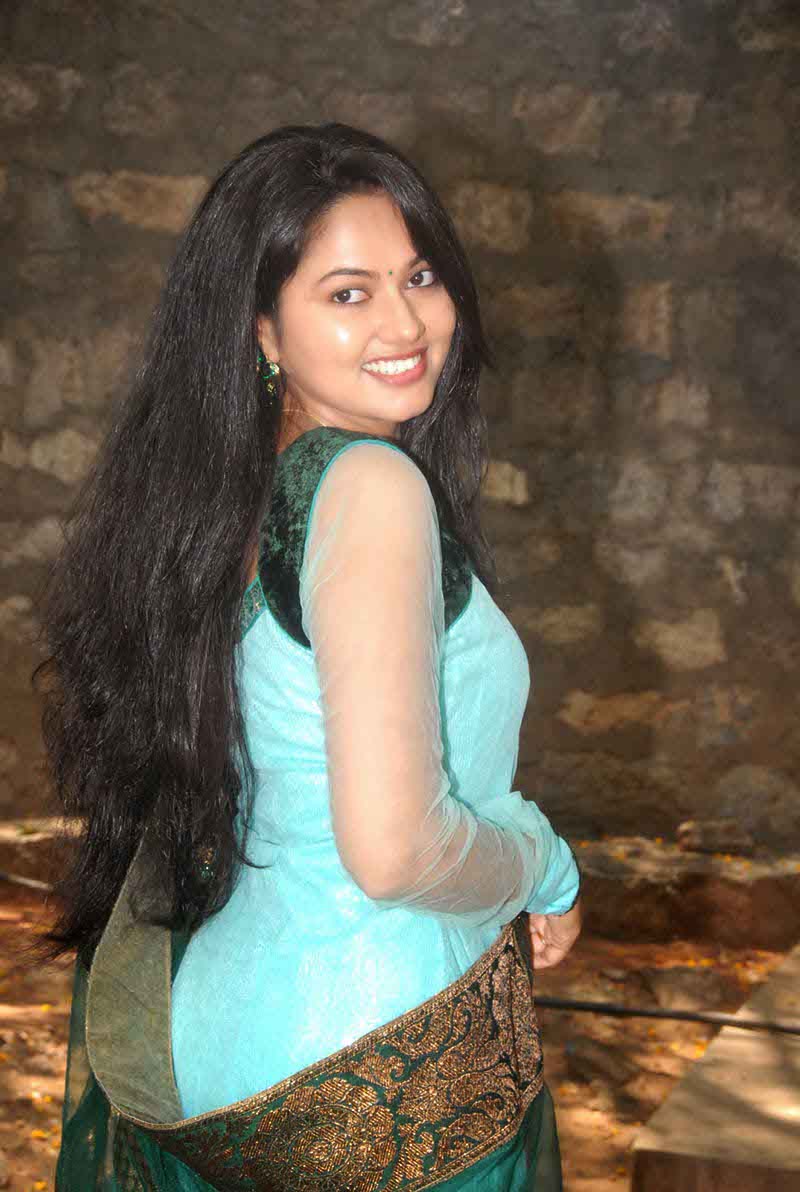 Serial Actress Suhasini Biography - Age, Height, Serials, Images, Movies List, DOB, Husband, Career