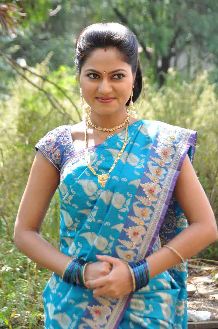 Telugu Serial Actress Suhasini Image