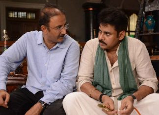 Director Kishore Kumar Pardasani, Pawan Kalyan @ Katamarayudu Working Stills