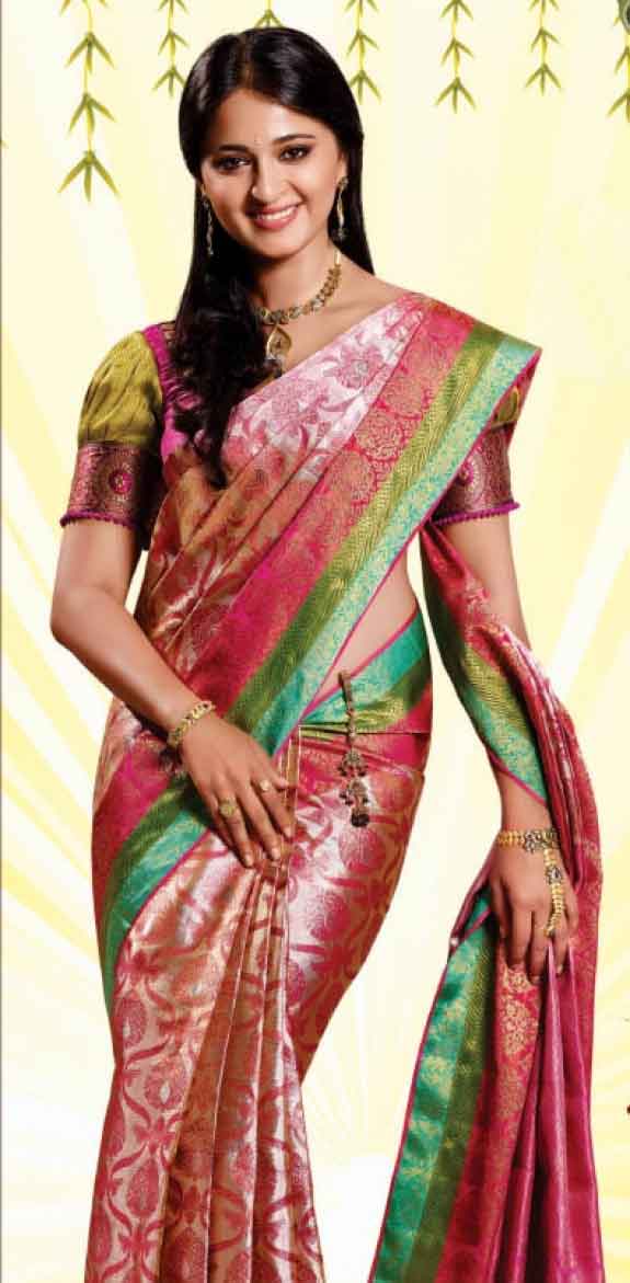 tamil actress anuhska latest photo