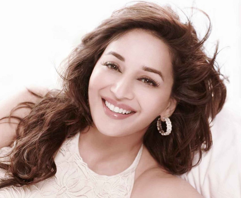 Madhuri Dixit Biography – Wiki, Age, Height, Family, Movies, Husband