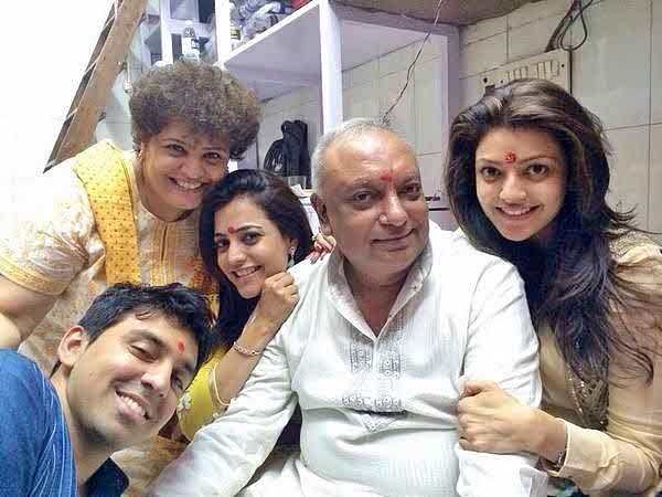 Nisha Agarwal Family Pic