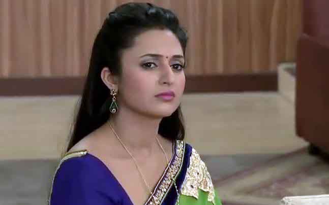 Serial Actress Divyanka Tripati Pic